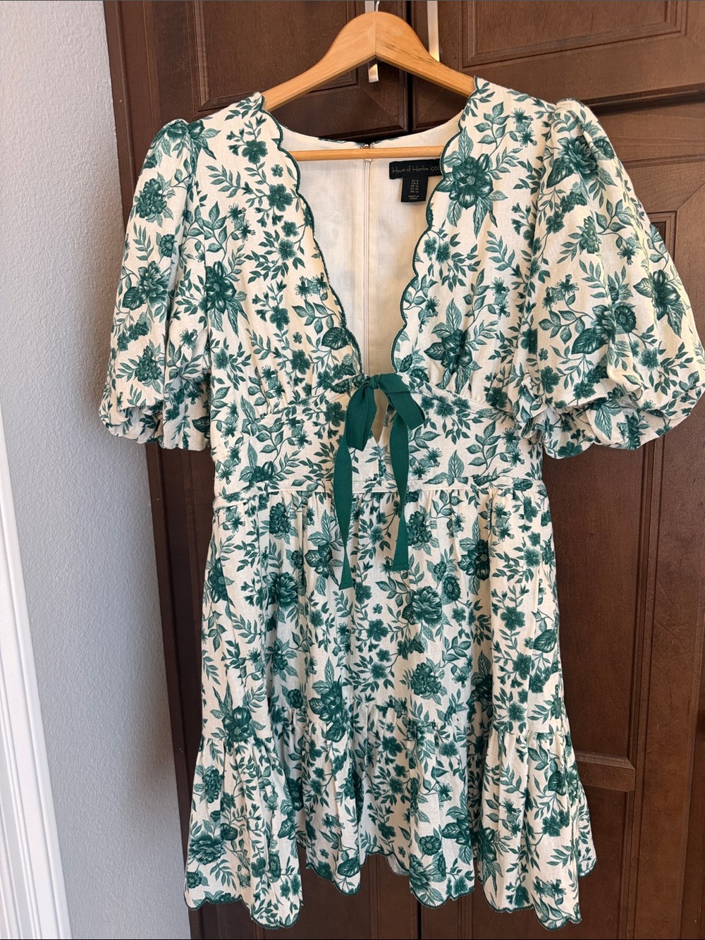 House of Harlow 1960 Cream and Green Floral Tie-Front Dress